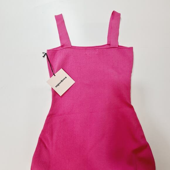 Superdown Zoe Square Neck Dress in Pink Medium - Picture 7 of 9